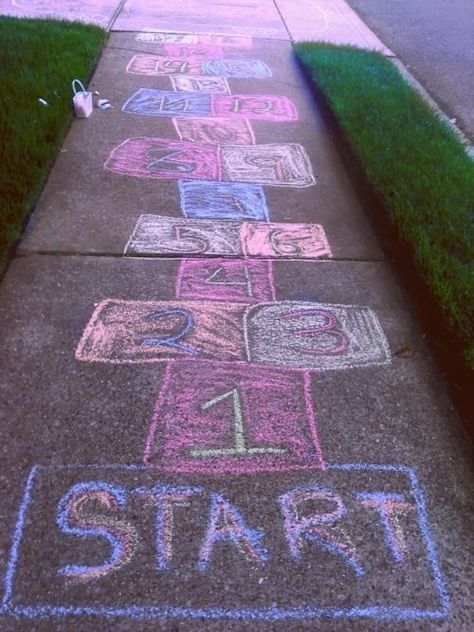 Sidewalk Chalk & Hopscotch! Childhood Aesthetic, Nostalgia 2000s, Childhood Memories 90s, Nostalgic Pictures, Nostalgia Core, Nostalgia Aesthetic, Childhood Memories 2000, 90s Memories, Kids Memories