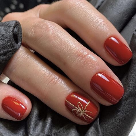 Classic Red Nails, Pink Tip Nails, Christmas Gel, Red Season, London Nails, Subtle Nails, Plaid Nails, Christmas Gel Nails, Daily Nail