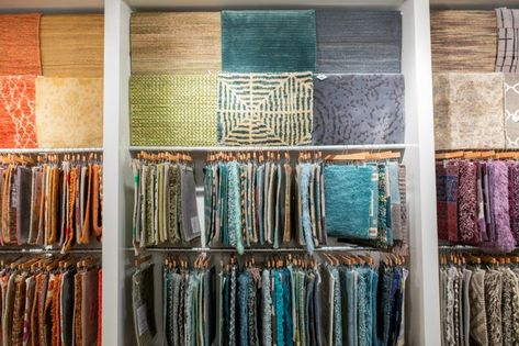 Rug Sample Display, Rugs Display, Merchandise Display, Carpet Store, Sample Display, Merchandising Ideas, Hanging Rug, Carpet Stores, Showroom Display