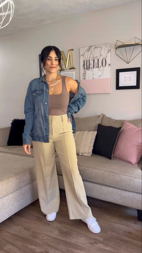 Hi, I’m Marissa! I share affordable & trendy outfit ideas for women in their 20s & 30s. You can shop direct links and my fall style picks on the @shopLTK app just follow me ‘thefashioncutie’. #fallfashion #fallstyle #trousers #womenspants #falloutfitsforwomen #falloutfits #outfitideas #casualstyle #trendystreetstyle #trendyoutfits #womenspants #styleblogger #styletips #howtowear #affordablefashion #affordablestyle #pinterestoutfit #size6outfits Outfits For Women In Their 20s, Casual Fall Outfits 2022, Triple Necklace, Women In Their 20s, Fall Outfits 2022, Trendy Outfit Ideas, Outfit Ideas For Women, Trendy Street Style, Oversized Denim Jacket