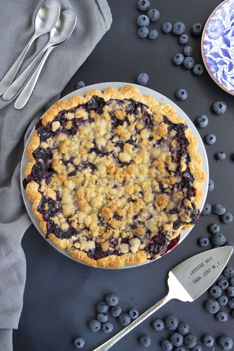 Pie Easy Recipe, Saskatoon Berry Pie, Blueberry Cream Pie, Blueberry Crumble Pie, Berry Pie Recipe, Easy Blueberry Pie, Blueberry Pie Recipe, Blueberry Cream Pies, Saskatoon Berry