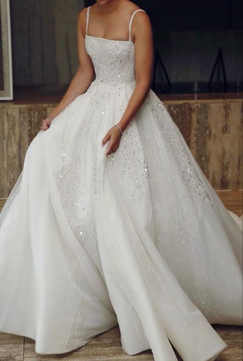 Unique Wedding Dresses Sparkly, Ballgown Wedding Dress For Petite, Bridal Corset Bustier Wedding Dresses, Elegant Wedding Dress Diamond, Minimalist Ball Gown Wedding Dress, Floofy Wedding Dresses, Wedding Dress With Scoop Neckline, Vintage Wedding Gown Aesthetic, Wedding Hair Transition Up To Down