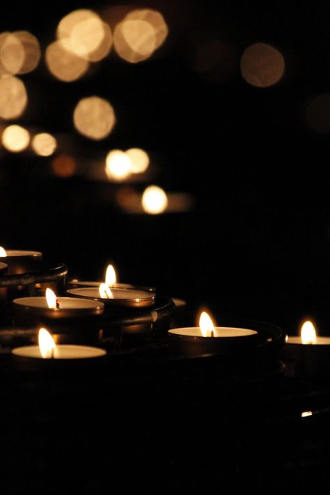 Candle In The Dark, Yellow Candles, Gold Candle, Aesthetic Light, Gold Candles, Candle Light, Black And Gold, In The Dark, Black Background