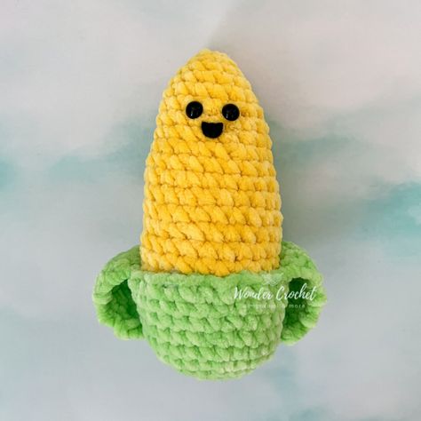 Crochet Corn, Wonder Crochet, Beginner Amigurumi, Crochet Plushies, Amigurumi Cow, Crochet Food, Farmers Markets, Plush Pattern, Yarn Sizes