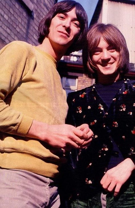 Steve Marriott and Ian McLagan, The Small Faces Classic Rock Artists, Steve Marriott, Faces Band, Steve Winwood, Elie Wiesel, So It Goes, British Music, Sixties Fashion, British Invasion