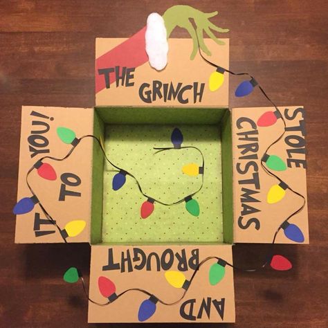 "The Grinch Stole Christmas And Brought It To You" Christmas Care Package Christmas Care Package Ideas, Care Package Decorating, Christmas Care Package, Care Package Ideas, Birthday Care Packages, Best Friend Christmas Gifts, Package Ideas, Cadeau Diy, Grinch Stole Christmas