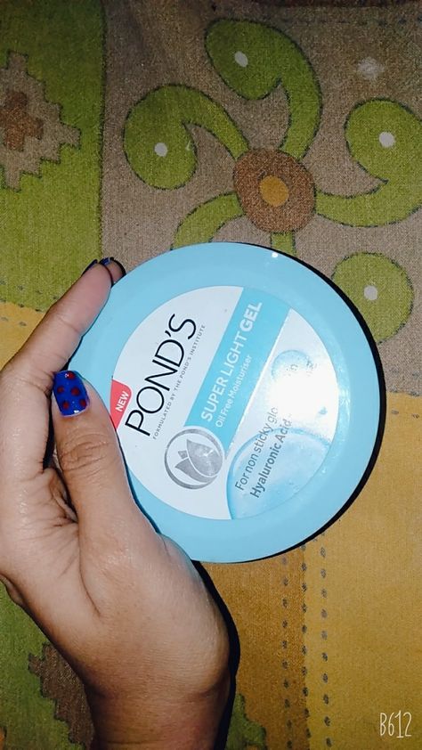 Ponds cream blue Ponds Cream, Health Skin Care, Night Routine, Gel Cream, Ponds, Things To Buy, Favorite Things, Cool Things To Buy, Skin Care