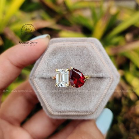 Double Gem Wedding Ring, Two Large Stone Engagement Ring, Gold Ring With Ruby Stone, Diamond And Garnet Ring, Toi Et Moi Ruby And Diamond, Garnet Diamond Ring, Garnet And Diamond Engagement Ring, Toi Et Moi Engagement Rings Ruby, Diamond And Garnet Engagement Ring