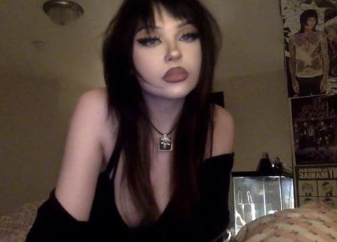 Makeup Looks Goth, Clean Goth Makeup, Dark Makeup Looks, Punk Makeup, Alt Makeup, Swag Makeup, Emo Makeup, Edgy Makeup, Cute Makeup Looks