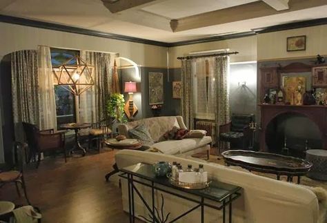 Family Room from "Witches of East End"  This house makes my heart beat faster. Witches Of East End, Room Set, Victorian Homes, My Dream Home, Living Dining Room, Living Area, Home Furnishings, Family Room, Home Furniture