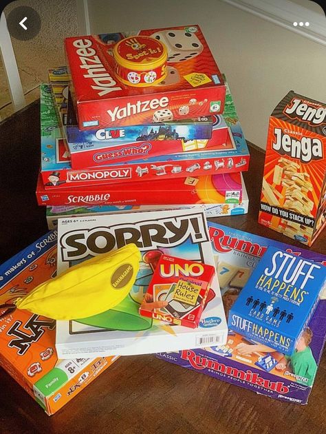 Best Family Board Games, Game Image, Bored Games, Uno Card Game, Diy Bird Bath, Board Game Night, Two Player Games, Family Board, Family Fun Games