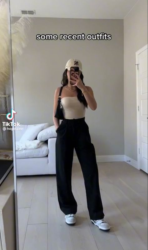 Trousers With Tube Top, Trousers And Tube Top Outfit, Tube And Trousers Outfit, Casual Outfits Singapore, Concert Outfit Chill, Tube Top And Trousers Outfit, Chill Chic Outfit, Basic Concert Outfit Ideas, Outfit Ideas For Concerts