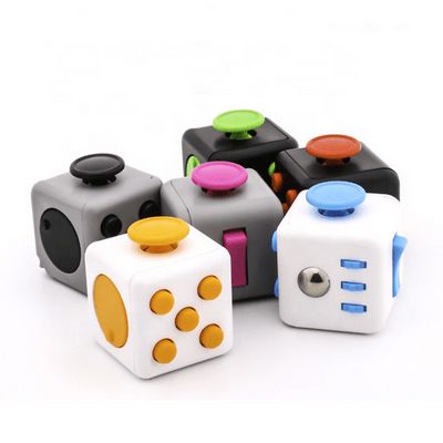 Figit Toy, Toys For Teens, Sensory Cube, Fidget Tools, Figet Toys, Cool Fidget Toys, Cube Toy, Fidget Cube, Kids Sensory