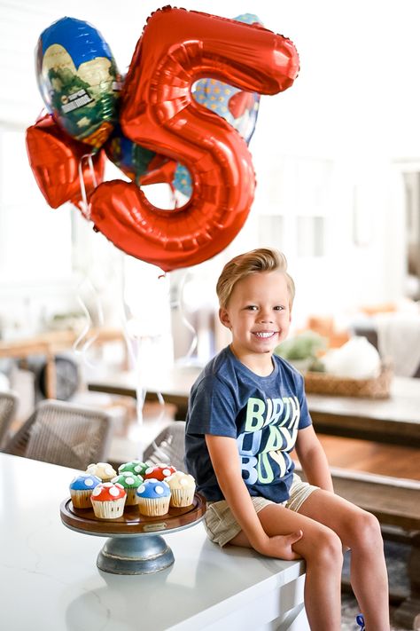 5th Birthday Photoshoot Ideas Boy, Mario Balloons, Toadstool Cupcakes, Birthday Boy Tshirt, Birthday Photoshoot Ideas Boys, Boys Birthday Outfits, Super Mario Birthday, Mario Birthday, Balloons Birthday