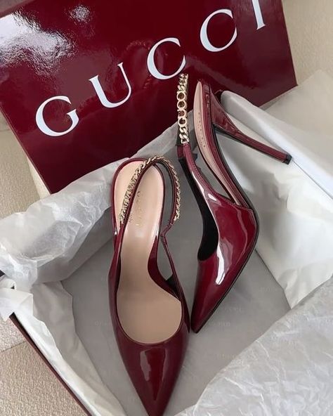 Gucci Red Heels, Cherry Red Heels, Aesthetic Vermelho, Expensive Heels, Maroon Pumps, Aesthetic Heels, Mango Heels, Dark Cherry Red, Valentino Heels