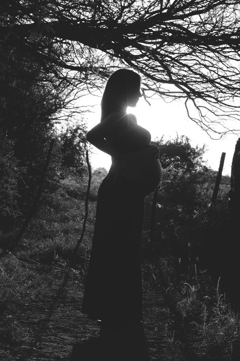 #pregnant #37weeks #maternity #womb #magic #witch #gipsy #pregnancy #prego Pregnant Witch Photoshoot, Maternity Photography Alternative, Cemetery Maternity Photos, Emo Maternity Shoot, Witch Maternity Shoot, Spooky Maternity Photoshoot, Gothic Maternity Photoshoot, Spooky Pregnancy Photoshoot, Magical Maternity Photos