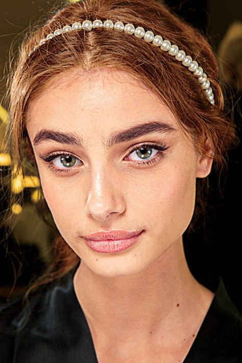 Umbra Eyebrows, Inka Williams, Hair Trends 2015, Brown Eyebrows, Maybelline Lash Sensational, Taylor Marie Hill, Brow Color, Thick Eyebrows, Sara Sampaio