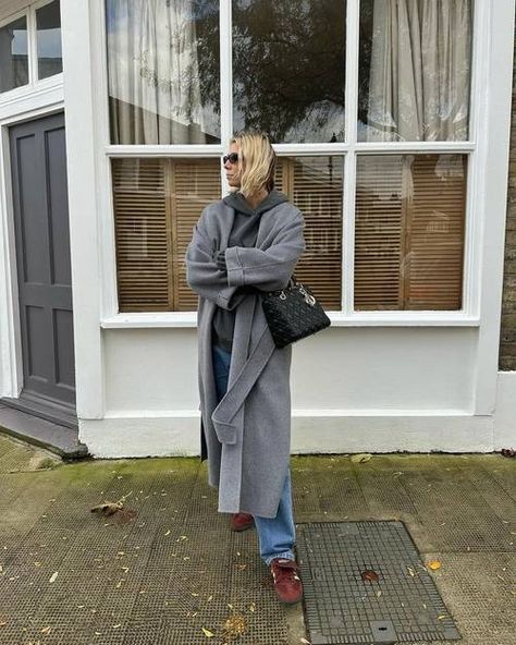 Wool Maxi Coat, London People, Skirt Images, North Face Puffer Jacket, Wool Winter Coat, Coat Trends, Slip Skirts, Nyc Shopping, Maxi Coat