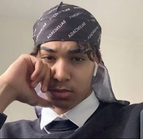 What is a Durag: History, Styling, & Maintenance – Svelte Magazine Durag Outfit, Low Waist Skirt, Do Rag, Native Wears, New Hair Do, Types Of Hats, Head Ties, Black American, Life Magazine