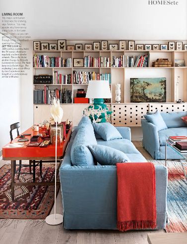 Desk behind sofa - Terence Conran apartment Cool Home Office, Bold Living Room, Blue Furniture, Colourful Living Room, A Living Room, Cheap Home Decor, Apartment Living, Country Living, 인테리어 디자인