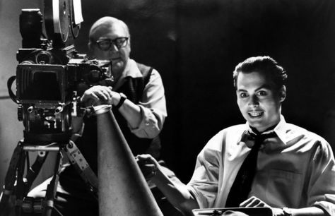 'Ed Wood': The Most Underrated Film Of All Time Popcorn Halloween, Ed Wood, Patricia Arquette, Johnny Depp Pictures, Johnny Depp Movies, Bela Lugosi, David Fincher, Orson Welles, Movie Director