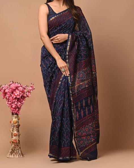 👉 SAREES DETAILS ⬇️ 👉 SAREE DESIGN = TRADITIONAL LOOK SOFT CHANDERI SILK SAREE WITH GOLD JARI BORDER WITH ATTRACTIVE DIGITAL PRINT 👉 BLOUSE = RUNNING COLOUR 👉 SAREE LENGTH = 6.30 MTRS. 👉 SKU = WOD214 👉 ORDER 🛒 & ENQUIRY ➡️8469941333 @vastradhara.surat // ORDER NOW 🛍🛒/\ THANK YOU 😊 \\ -_-_-_-_-_-_-_-_-_-_-_-_-_-_-_-_-_-_-_-_-_-_-_-_-_-_-_-_-_-_-_- #saree #pureline #jacquardsaree #Softsilksarees #banglorisilksaree #clothes #women #blouse #digitalprint #reels #trandingreels♥️ #newreels #t... Chanderi Silk Saree, Border Saree, Saree Design, Women Blouse, Clothes Women, Soft Silk Sarees, Print Blouse, Saree Blouse, Printed Blouse