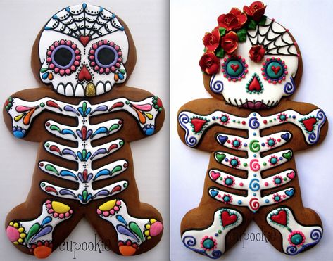 8 Unconventional Ways to Decorate Gingerbread Men | Mental Floss Halloween Backen, Den Mrtvých, Bolo Halloween, Skull Cookies, Day Of The Dead Party, Day Of Dead, A Skeleton, Art Food, Cookie Art