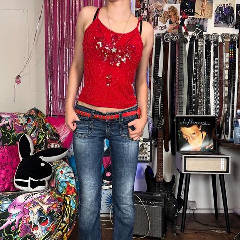 2000s sequin red top price: 1700 din S/M duzina: 47cm sirina: 35cm REZERVISANO The 00s low low looooooooooww rise jeans Price: 2500 din size: S Poluobim: -struka: 41 (more like kukova) -butina: 25cm -prepone: 18xm Duzina: 96cm For more detailed measurements dm me <3 • • • • • • • • • • • • keywords 2000s magazine 2000s club aesthetic 2000s fashion outfits early 2000s photoshoot backdrop y2k fashion early 2000s icons 2000s emo 2000s Japanese fashion 2000s webcore 2000s punk aesthetic 2000 ... 2000s Fashion Formal, 2000s Low Rise Jeans Aesthetic, 2000s Women Outfits, 2000s Movies Fashion, Plus Size Early 2000s Fashion, 2000s Fashion Outfits Inspiration, 90s Vs 2000s Fashion, Japanese Punk Outfits, 2000s Fashion Outfits Red