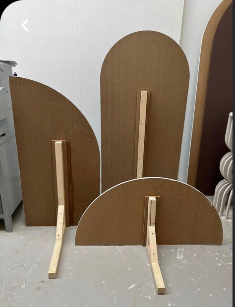 Diy Display Backdrop, Backdrop For Events, Mdf Backdrop Ideas, Half Circle Backdrop, Mdf Backdrop, Diy Plywood Backdrop, Arch Backdrop Panels, Diy Backdrop Ideas, Wedding Backdrop Diy