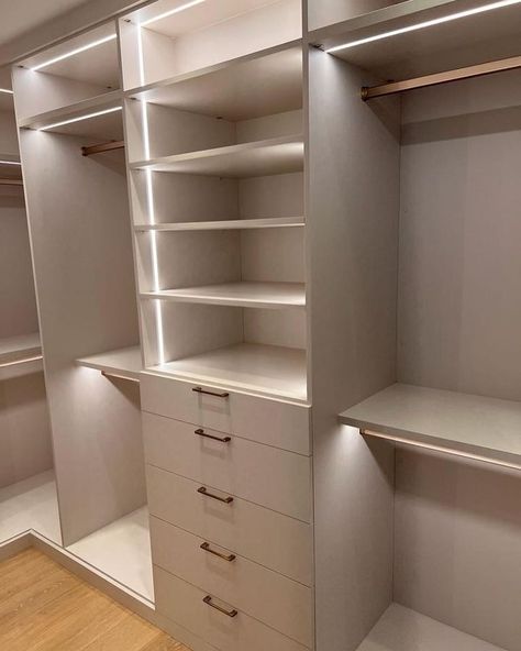 California Closets Miami (@caliclosetsmiami) • Instagram photos and videos Jewelry In Closet, Closet Redo, Dream Closet Design, Closet Renovation, California Closets, Closet Layout, Small Closets, Closet Remodel, Bedroom Closet Design