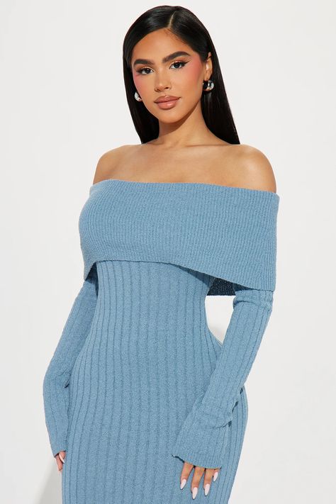 Blue Winter Dresses, Midi Dress Off Shoulder, Dress Off Shoulder Long, Hot Pink Midi Dress, Amaya Colon, Look Kylie Jenner, Off Shoulder Midi Dress, Blue Sweater Dress, Janet Guzman