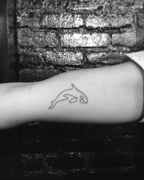 Orca Whale Tattoo, Killer Whale Tattoo, Orca Tattoo, Whale Tattoo, One Line Tattoo, Omerta Tattoo, Ring Finger Tattoos, Whale Tattoos, Killer Whale