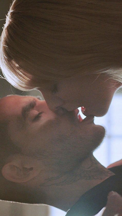 #GoodGirls #Brio Manny Montana and Christina Hendricks. Rio and Beth. NBC did Good Girls dirty! Iphone background. We ship it. Manny Montana And Christina, Rio And Beth Fanart, Beth X Rio, Many Montana Rio, Rio From Gg, Rio And Beth Kiss, Rio From Good Girls Edits, Rio Good Girls Aesthetic, Rio Good Girls Edits