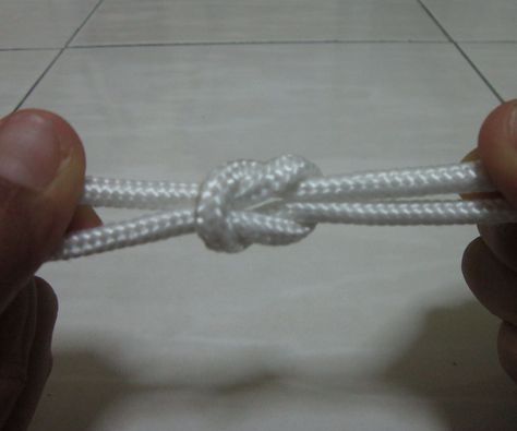 How to Tie a Reef Knot Reef Knot, Red Cross, Design Challenges, Rope Bracelet, Bend, Knot, Two By Two, Red