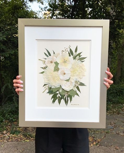 Wedding Flowers Pressed Frame, Framed Bridal Bouquet, Bouquet Pressed Flowers, Flower Press Bouquet, Preserving Wedding Flowers Diy, Pressed Wedding Bouquet Frame Diy, Wedding Flowers Framed, How To Press Your Bridal Bouquet, Pressing Wedding Flowers