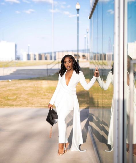 Graduation Date Outfit, White Graduation Outfits Black Women, Blazer Outfits For Graduation, Graduate Graduation Outfit, Pant Suit Graduation Outfit, Outfits For Convocation Ceremony, White Cap And Gown Graduation Outfit, Nurse Graduation Outfit Ideas, Graduation Pictures Social Work