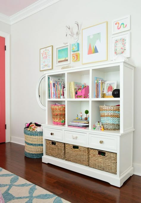 Young House Love | Who Puts An 100-Year-Old Bed In A Little Girl’s Room Um, We Do. | https://www.younghouselove.com Bookcase Art, New Room Design, Girls Bedroom Storage, Girls Bedroom Makeover, Storage Bookcase, Girl’s Room, Big Girl Rooms, Bedroom Storage, My New Room