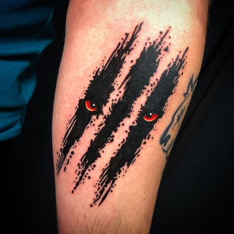 Werewolf Tattoo Ideas, Scratches Tattoo, Jackal Tattoo, Scratch Tattoo, Werewolf Tattoo, Claw Tattoo, Mark Tattoo, Crow Tattoo, Chest Tattoo Men