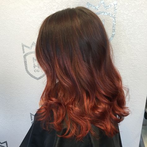 Copper Red Balayage Ombre by Wynter DePriest - Monarch Hair Co. Monarchhair.co Light Brunette Red Balayage, Brick Red Balayage, Dark Auburn Ombre Hair, Brown To Copper Ombre Hair, Light Brown To Red Ombre Hair, Red Tip Hair Brown, Brown To Red Ombre Hair Short, Brown And Red Ombre Hair, Brown To Red Hair Balayage