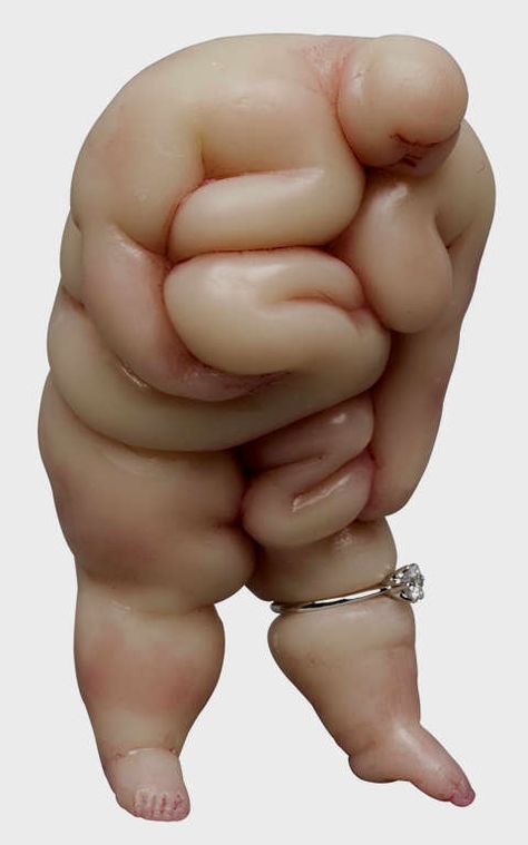 Obese Fleshy Figurines Image 2 Man Sculpture, Fat Man, Sculpture Installation, Figurative Sculpture, Henri Matisse, Art Object, Installation Art, Sculptor, Art Dolls