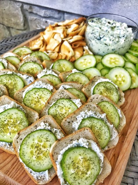 Cucumber Cream Cheese Sandwiches, Cream Cheese Cucumber, Snack At Home, The Tipsy Housewife, Party Bread, Cucumber Appetizers, Tipsy Housewife, Creamy Spinach Dip, Cream Cheese Sandwiches