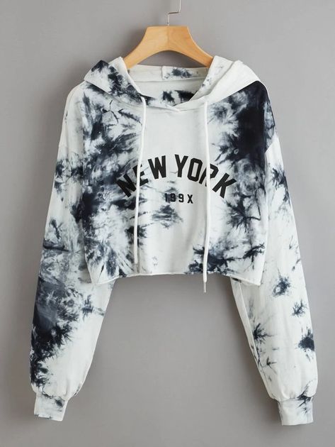 New York Graphic Tie-Dye Cropped Hoodie | SHEIN USA Celana Jogger Wanita, Rainbow Tie Dye, Stylish Hoodies, Crop Top Hoodie, Teenage Fashion, Rainbow Tie, Really Cute Outfits, Girls Fashion Clothes, Teenage Fashion Outfits