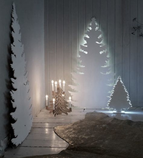 Foam board back-lit Christmas Trees!! Štědrý Den, Cardboard Tree, Cardboard Christmas Tree, Diy Jul, Creative Christmas Trees, Alternative Christmas, Alternative Christmas Tree, Navidad Diy, God Jul