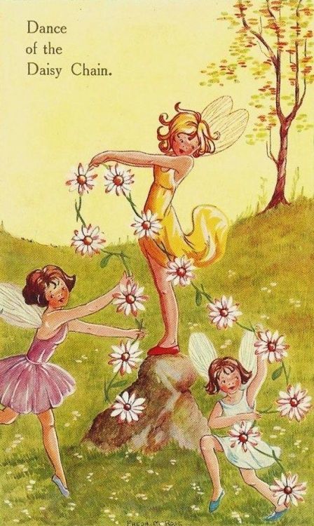 The Faerie Folk Rose Fairy, Spring Fairy, Fairy Illustration, Fairy Artwork, Vintage Fairies, Fairy Magic, Flower Fairies, Beautiful Fairies, Fairy Angel