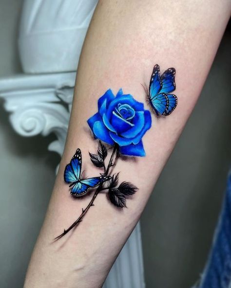 Tato 3d, Rose And Butterfly Tattoo, Tattoo Realism, Rose Tattoo Meaning, 3d Butterfly Tattoo, Blue Butterfly Tattoo, Butterfly Tattoo Meaning, Rose Tattoos For Women, Blue Rose Tattoos