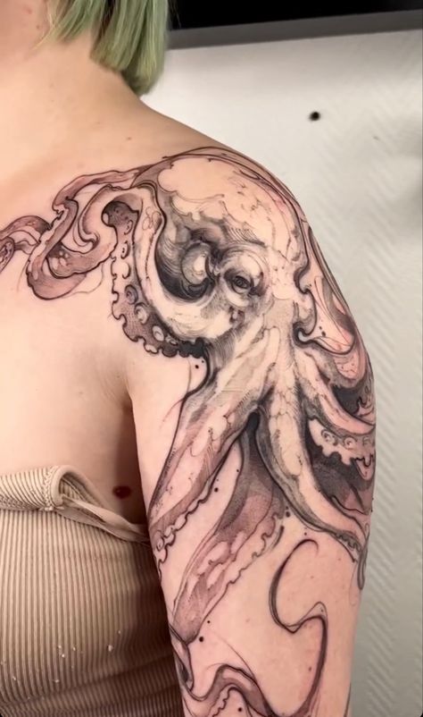 Octopus Thigh Tattoos, Mens Side Tattoos, Tentacle Tattoo, Graphic Tattoos, Kraken Tattoo, Animal Sleeve Tattoo, Waist Tattoos, Octopus Tattoos, Sketch Ink