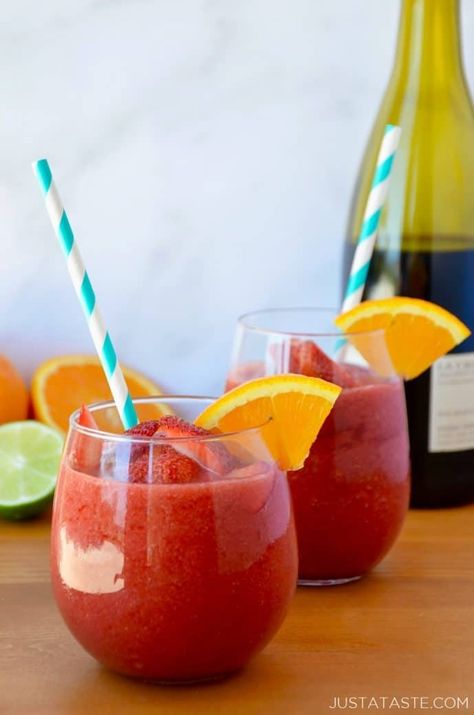 The Best Frozen Sangria - Just a Taste Fresh Fruit Drink Recipes, Fruit Drink Recipes, Orange Garnish, Frozen Sangria, Sangria Drink, Just A Taste, Refreshing Food, Sangria Recipes, Easy Snack Recipes