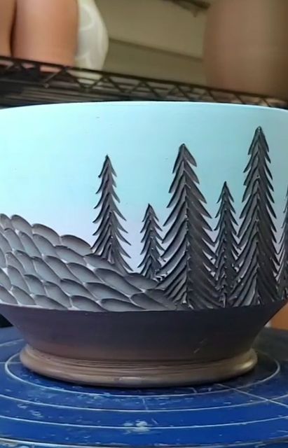 Carmen Estelle on Instagram: "Some carving detail on these bowl/planter things." Pottery Wheel Projects Inspiration, Pottery Bowl Carving Ideas, Coil Bowl Ideas, Carved Pottery Bowls, Pottery Planter Ideas, Bowl Designs Ceramic, Carved Bowls Ceramics, Clay Carving Ideas, Ceramic Carving Ideas