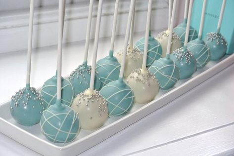 Blue Cake Pops Baby, Light Blue Cake Pops, Baby Shower Cake Pops Boy, Boy Baby Shower Cake Pops, Blue And White Cake Pops, Mesa Candy Bar, Blue Cake Pops, Chocolate Covered Strawberries Bouquet, Cocktail Maker