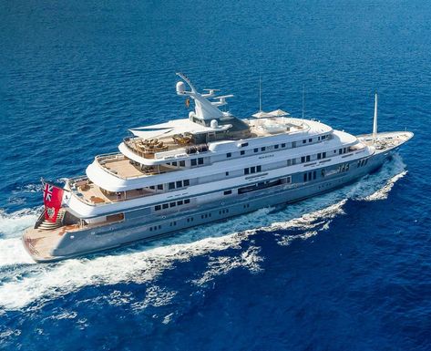 Luxury Yachts For Sale, Airstream Interior, European Soccer, Yacht Broker, Luxury Yacht, Boats Luxury, Adriatic Sea, Yacht For Sale, Motor Yacht